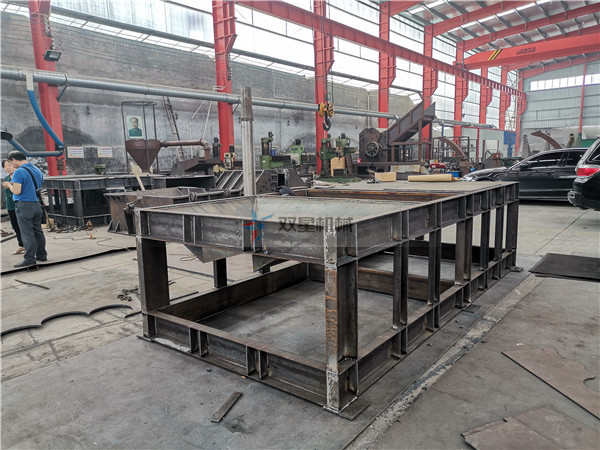 <a href='http://m.tianya16888.cn/psxl/4.html' target='_blank'><span>廢鋼破碎機</span></a>設(shè)備客戶現(xiàn)場考察